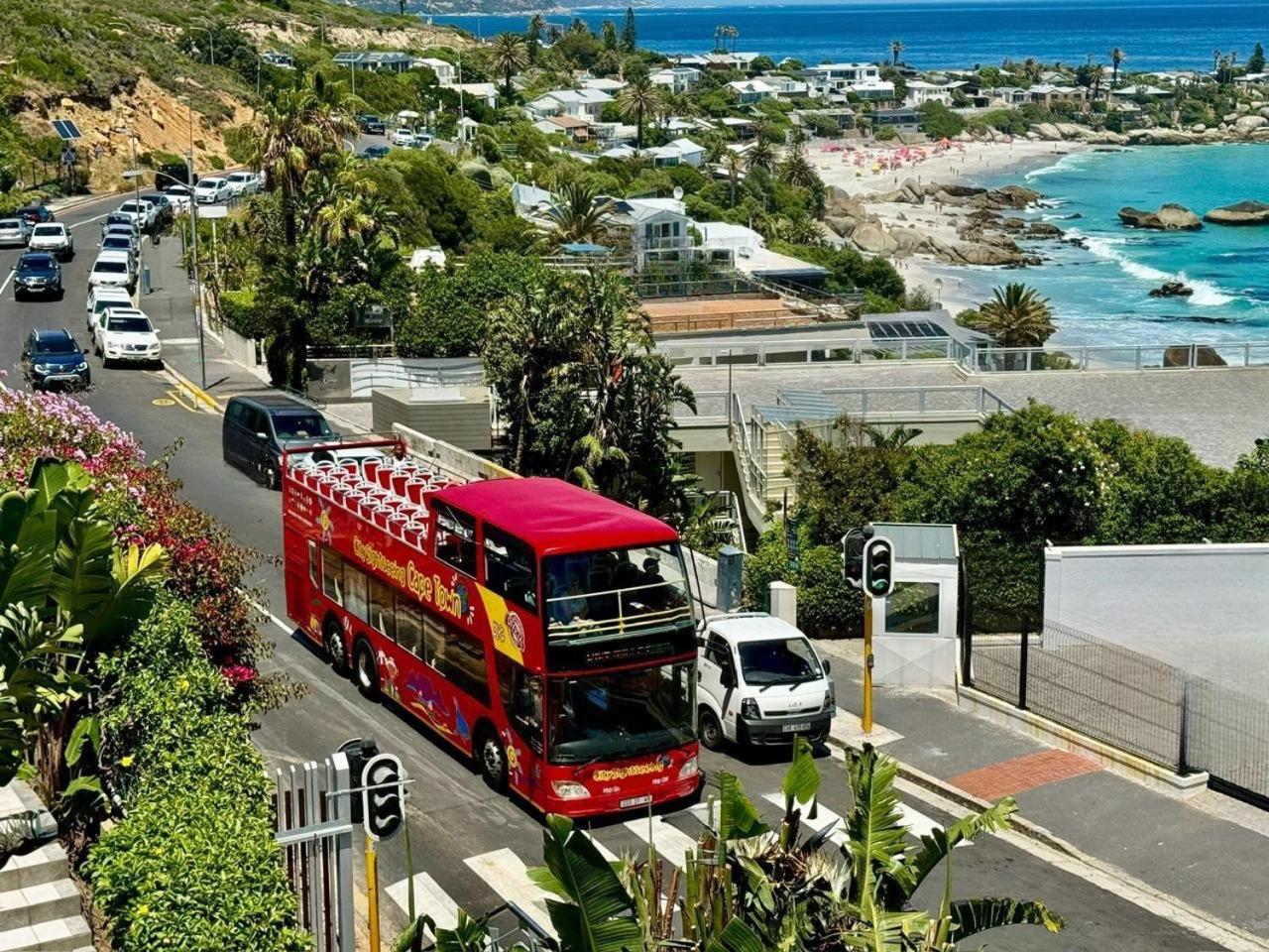 Clifton Yolo Spaces - Clifton Beachfront Executive Apartment Kaapstad Buitenkant foto
