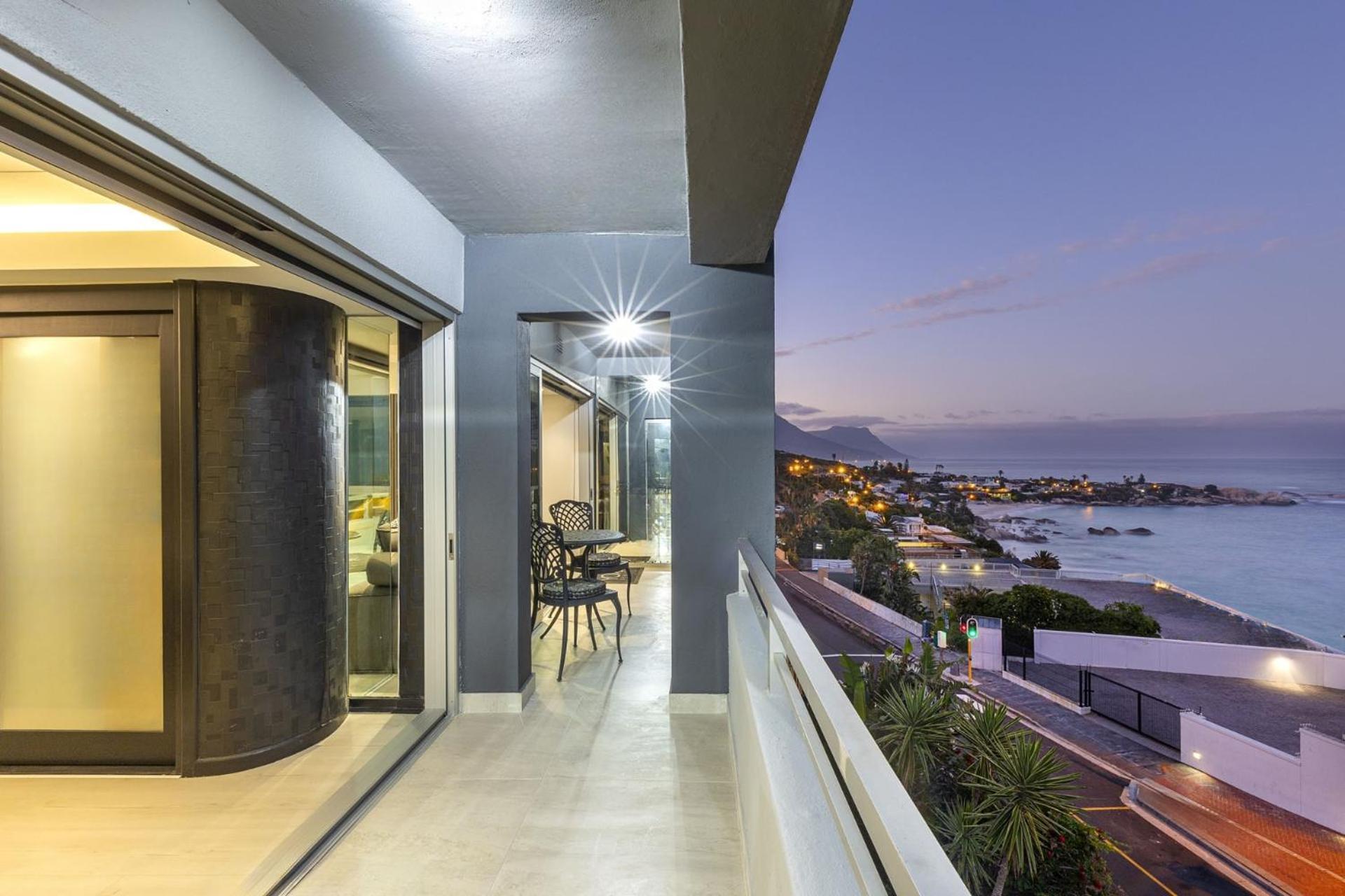 Clifton Yolo Spaces - Clifton Beachfront Executive Apartment Kaapstad Buitenkant foto